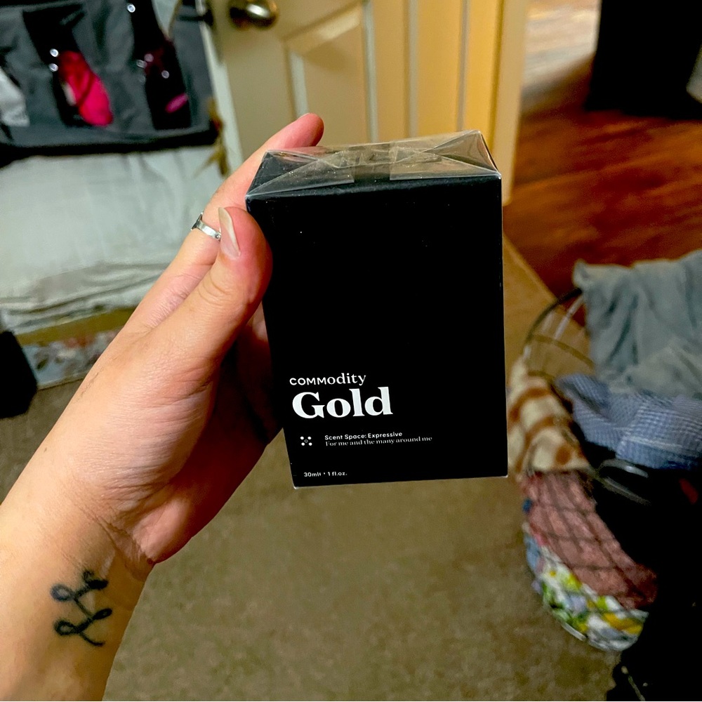 Brand new Commodity Gold perfume